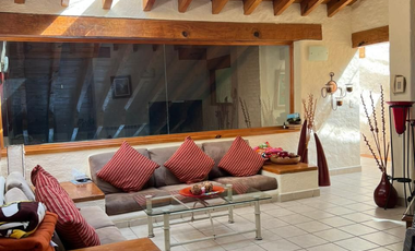 CASA EN VENTA EN AVANDARO A DOS AGUAS ESTILO VALLESANO