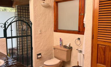 CASA EN VENTA EN AVANDARO A DOS AGUAS ESTILO VALLESANO