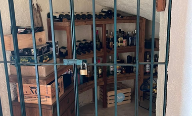 CASA EN VENTA EN AVANDARO A DOS AGUAS ESTILO VALLESANO