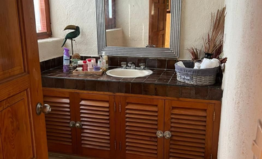 CASA EN VENTA EN AVANDARO A DOS AGUAS ESTILO VALLESANO