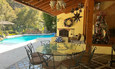 CASA EN VENTA EN AVANDARO A DOS AGUAS ESTILO VALLESANO