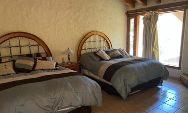 CASA EN VENTA EN AVANDARO A DOS AGUAS ESTILO VALLESANO