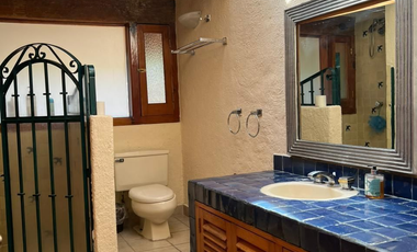 CASA EN VENTA EN AVANDARO A DOS AGUAS ESTILO VALLESANO