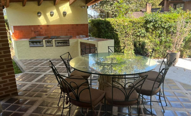 CASA EN VENTA EN AVANDARO A DOS AGUAS ESTILO VALLESANO
