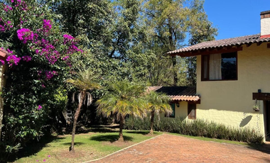 CASA EN VENTA EN AVANDARO A DOS AGUAS ESTILO VALLESANO