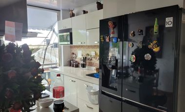 Vendo Edificio Comercial 2 Locales y un Apartamento Amoblado