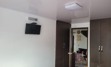 Vendo Edificio Comercial 2 Locales y un Apartamento Amoblado