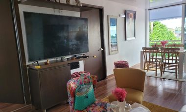 Vendo Edificio Comercial 2 Locales y un Apartamento Amoblado