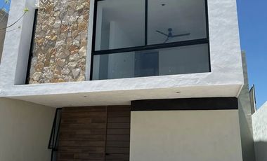 Casa en venta de 3 recámaras con alberca en privada con amenidades