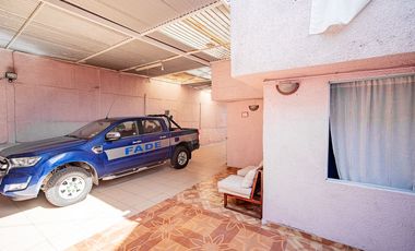 SE VENDE CASA EN PSJE TENO.
