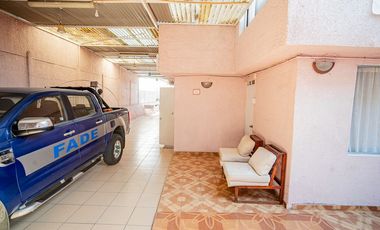 SE VENDE CASA EN PSJE TENO.