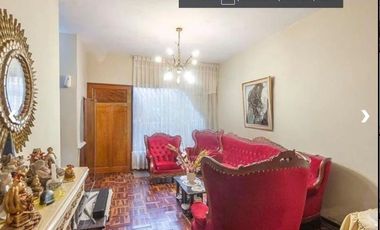 Casa En La Perla De 2 Pisos Con 4 Dormitorios Y Con Gran Potencial