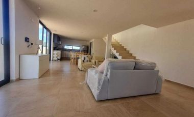 Casa en RENTA Amueblada en Altos  Juriquilla