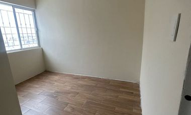 SE VENDE CASA MUY AMPLIA, EN RINCONES DE SALVARCAR