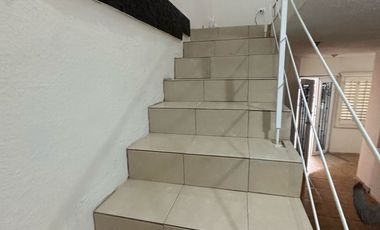 SE VENDE CASA MUY AMPLIA, EN RINCONES DE SALVARCAR