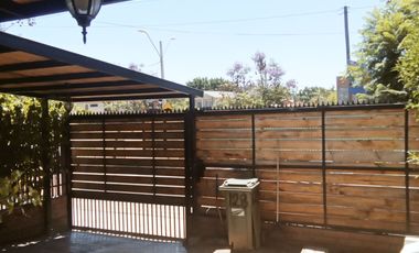 HERMOSA CASA EN PEÑAFLOR LAS PALMERAS