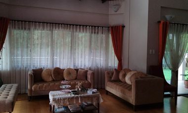 A 2 storey house for sale in Southvale Primera (near Daang-Hari)