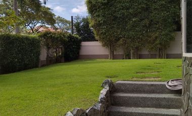 A 2 storey house for sale in Southvale Primera (near Daang-Hari)