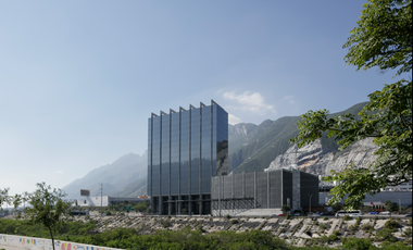 Venta de Local Comercial/Oficina en Torre Albia – Zona Santa María, Monterrey, NL