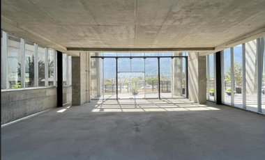 Venta de Local Comercial/Oficina en Torre Albia – Zona Santa María, Monterrey, NL