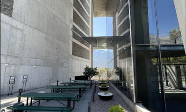 Venta de Local Comercial/Oficina en Torre Albia – Zona Santa María, Monterrey, NL