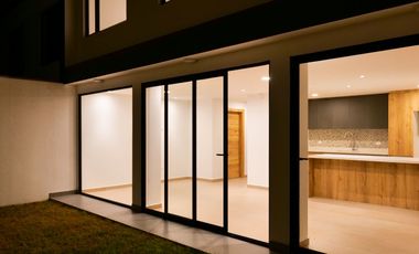 CASA DE VENTA EN TUMBACO DE 3 DORMITORIOS QUITO ECUADOR