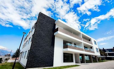 CASA EN VENTA EN TUMBACO DE 3 DORMITORIOS QUITO ECUADOR