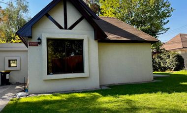Oportunidad Inmobiliaria! Casa de 4d 4b 346 m2 calle Simón González 8868 La Reina