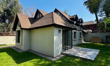 Oportunidad Inmobiliaria! Casa de 4d 4b 346 m2 calle Simón González 8868 La Reina