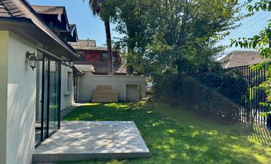 Oportunidad Inmobiliaria! Casa de 4d 4b 346 m2 calle Simón González 8868 La Reina