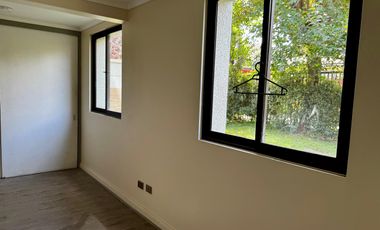 Oportunidad Inmobiliaria! Casa de 4d 4b 346 m2 calle Simón González 8868 La Reina