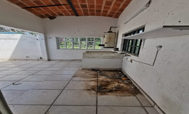 CASA EN VENTA EN CLUB NAÚTICO PUENTE VIEJO.