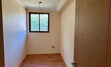 Parcela en Melipilla! con 2 Casas de 357 m2 más terreno de 5.000 m2. Condominio Las Flores.