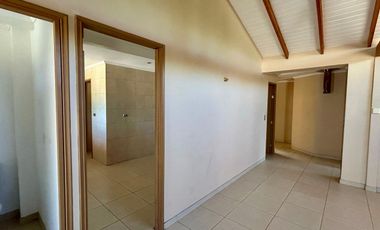 Parcela en Melipilla! con 2 Casas de 357 m2 más terreno de 5.000 m2. Condominio Las Flores.
