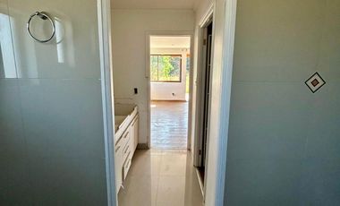 Parcela en Melipilla! con 2 Casas de 357 m2 más terreno de 5.000 m2. Condominio Las Flores.