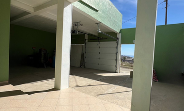 CASA 2 NIVELES CON TERRAZA Y VISTA PANORAMICA AL MAR. CAMPO REAL,ROSARITO B.C.