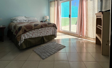 CASA 2 NIVELES CON TERRAZA Y VISTA PANORAMICA AL MAR. CAMPO REAL,ROSARITO B.C.