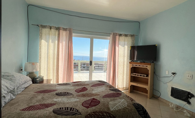 CASA 2 NIVELES CON TERRAZA Y VISTA PANORAMICA AL MAR. CAMPO REAL,ROSARITO B.C.