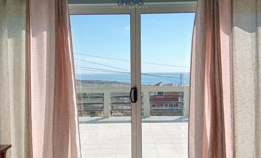 CASA 2 NIVELES CON TERRAZA Y VISTA PANORAMICA AL MAR. CAMPO REAL,ROSARITO B.C.