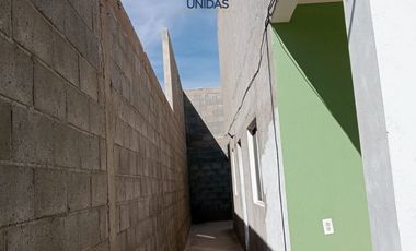 CASA 2 NIVELES CON TERRAZA Y VISTA PANORAMICA AL MAR. CAMPO REAL,ROSARITO B.C.