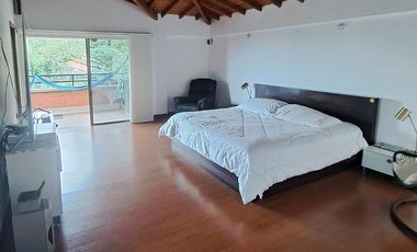 Casa en arriendo en La Sebastiana, Envigado, Antioquia