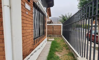 Amplia Casa con Piscina y Gran Terreno en La Calera – Ubicación Privilegiada