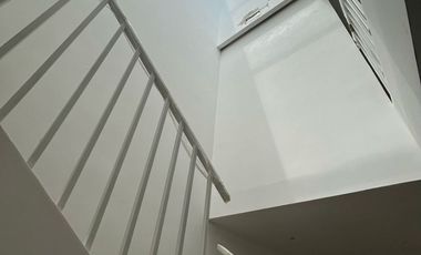 Casa duplex en venta, La Puntilla - Samborondón