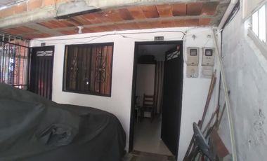 Venta hermosa Casa, Barrio Villanueva parte baja, Copacabana Antioquia.