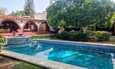 VENDO CASA TIPO HACIENDA CON TODOS LOS SERVICIOS