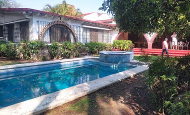 VENDO CASA TIPO HACIENDA CON TODOS LOS SERVICIOS