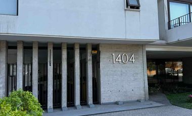 Departamento 2 Dormitorios 2 Baños en Pedro Lira 1404 Providencia, Cerca de Escuela de Carabineros.