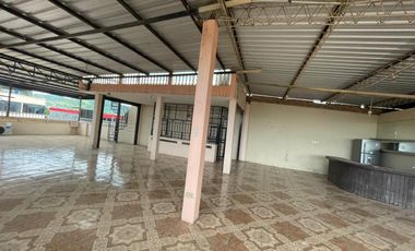 ¡EN VENTA¡ Propiedad comercial en PORTOVIEJO - cerca del terminal y hospitales.