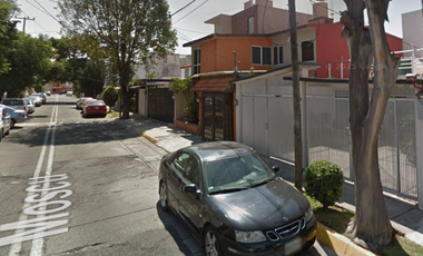 CASA EN VENTA DE RECUPERACION BANCARIA, VALLE DORADO, TLALNEPANTLA, EDO, MEX.