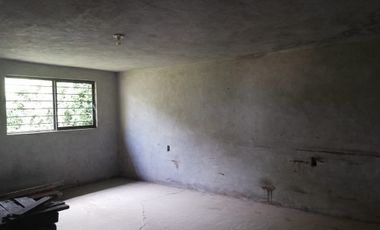 Casa en El Organal, San Juan del Río con árboles frutales.